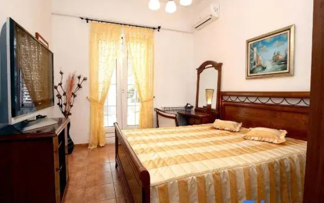 Royal Holiday Apartments Sveti Stefan