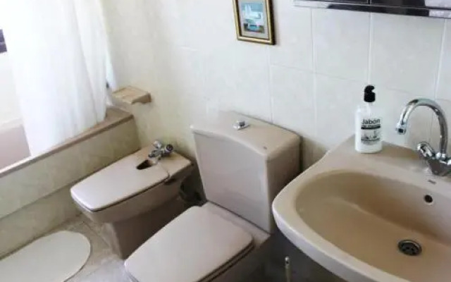 Prime Homes-Bright Attic 2bd Apartment