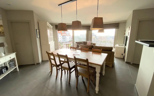 Apartment for 4 People With Terrace