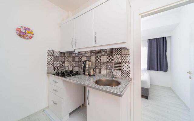 Modern and Comfortable Apartment in Muratpasa