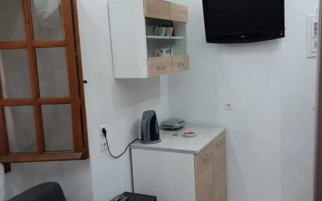 Ano Poli Studios 5