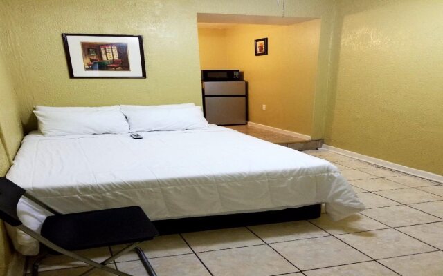 Monterey Inn Hotel