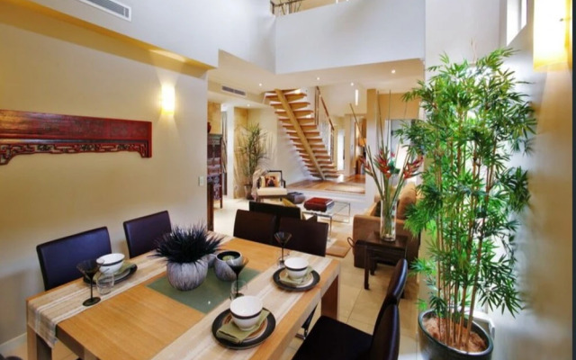 Resort Living with Private Pool sleeps 8