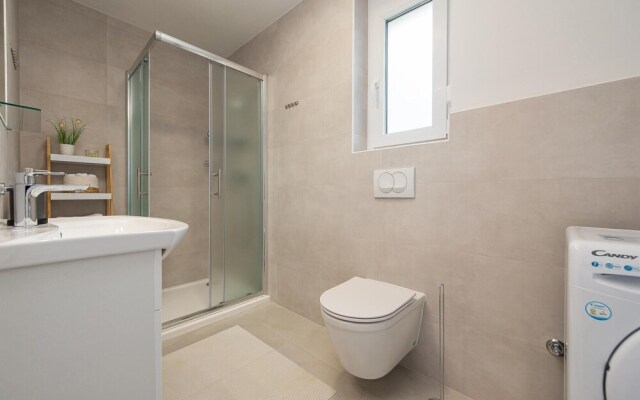 Nice Apartment in Bibinje With Wifi and 1 Bedrooms