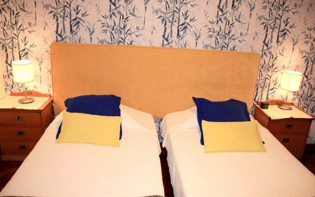 Bungalow with 2 Bedrooms in Sâo Martinho, Funchal, with Wonderful Sea View, Enclosed Garden And Wifi