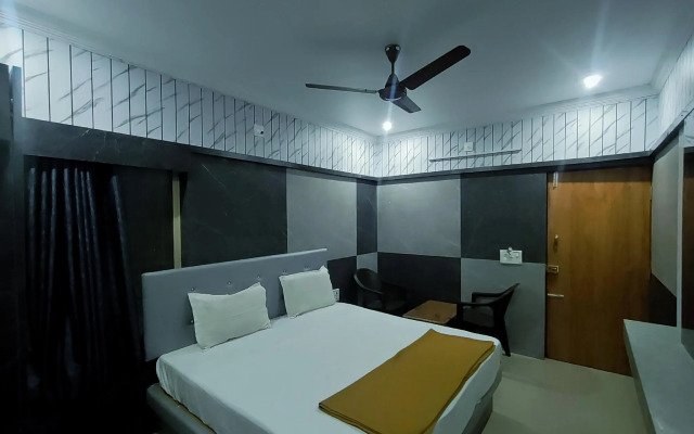 Hotel Govind Heights