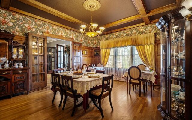 The Inn on Front Street