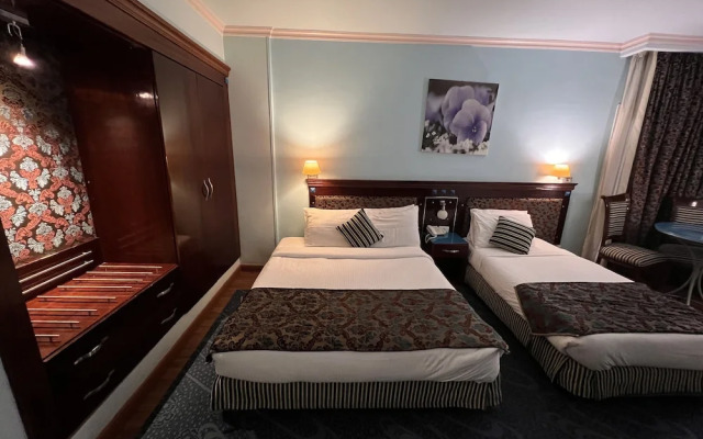 Santana Hotel