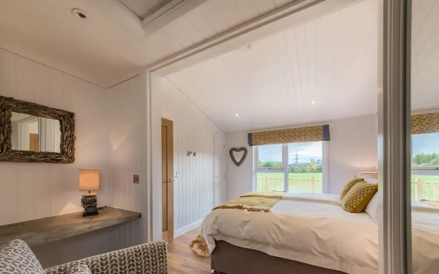 Scenic 2 Bedroom Karelia Lodge