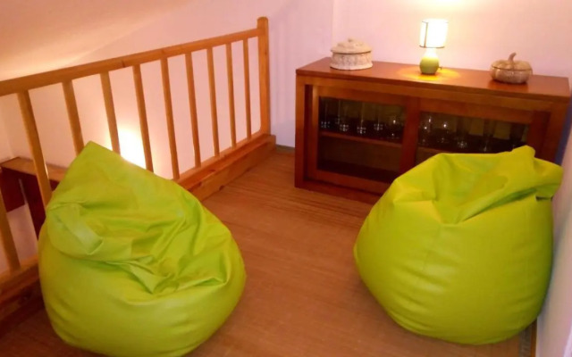 The Tree House 96C - Lagos