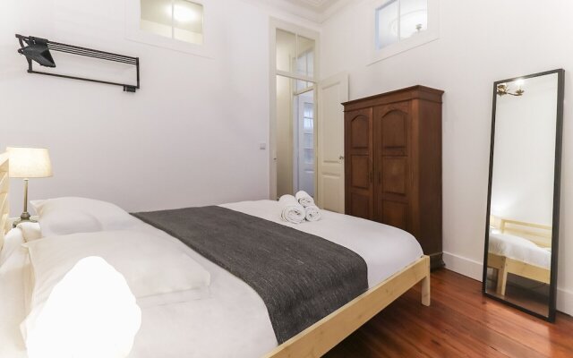 Castelo Typical by Homing