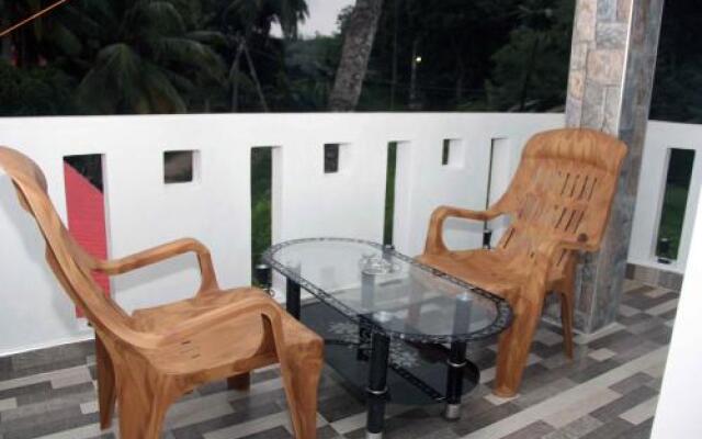 Sandaru Holiday Inn