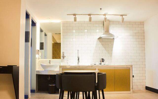 The Blu Hotel