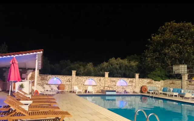 Rodini Beach Hotel