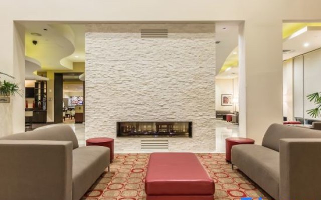 Embassy Suites by Hilton Newark Airport