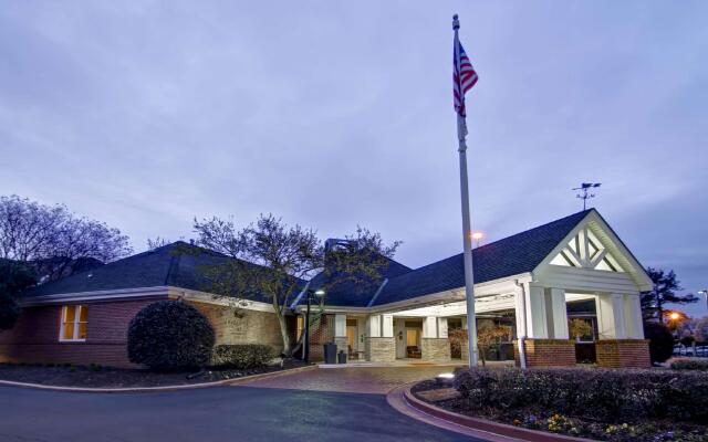 Homewood Suites By Hilton Memphis Poplar