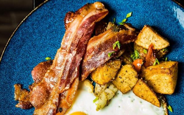 The Charter Hotel Seattle, Curio Collection by Hilton