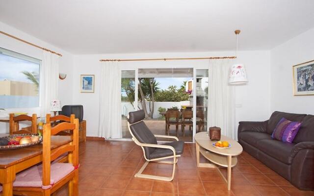 Seajay (L1) In Tias With 3 Bedrooms And 2 Bathrooms