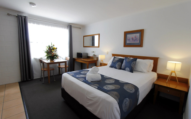 Windmill Motel and Events Centre – Guest Rooms – Mackay