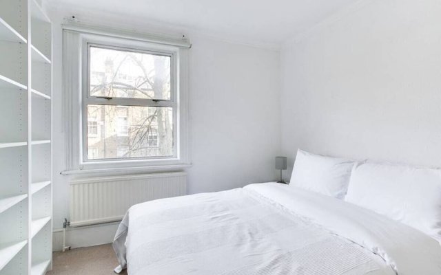 Sunny & Stylish 2bed Duplex in Maida Vale