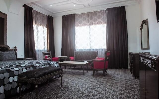 Park Regency Suite Hotel