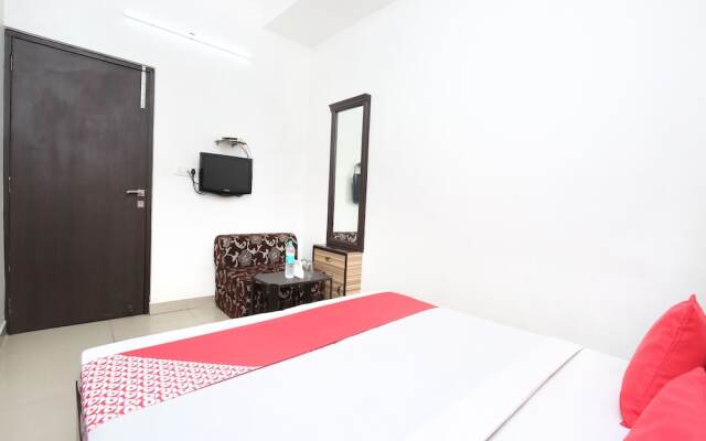 OYO 15565 Hotel Midtown