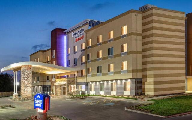 Fairfield Inn and Suites by Marriott Detroit Canton