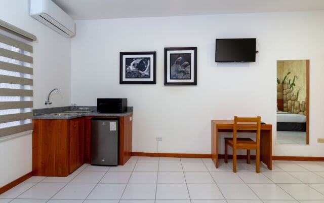 Plaza Luna Suites