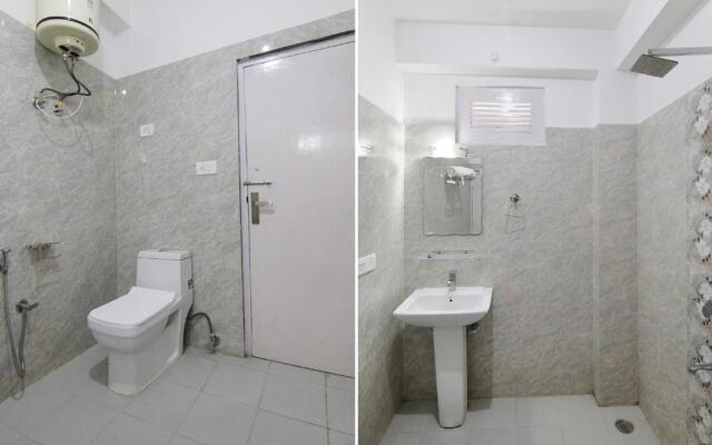 Fabhotel Royal Galaxy