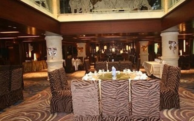 Chongqing Safari Park River & Holiday Hotel