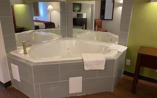 Travelodge Cleveland Willoughby