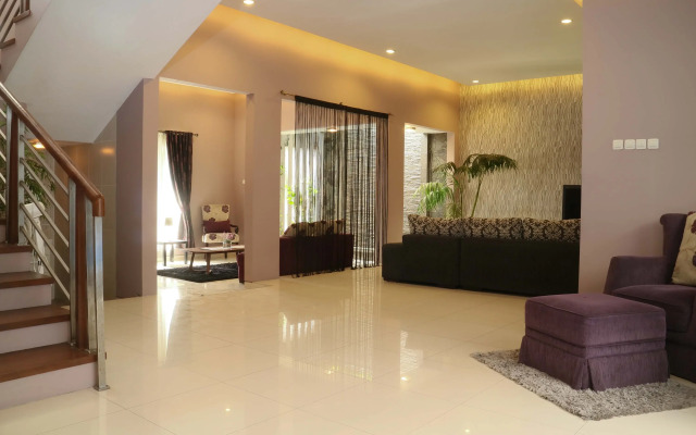 Rumah Teteh - Plemburan