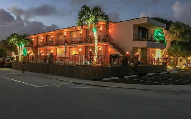 Sea Cliff Motel