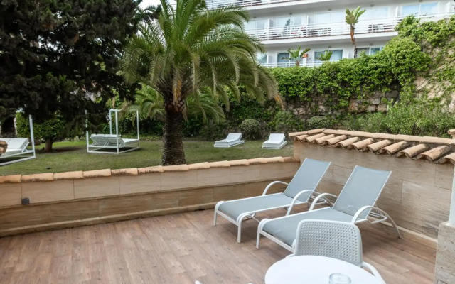 Ona Palmira Paguera Hotel