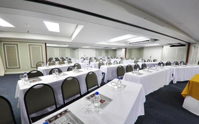 Hotel Continental Porto Alegre e Centro de Eventos