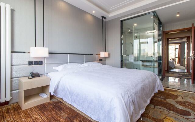 Ease Cloud Hotel
