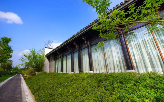 Yurun Hanyuelou Villa Resort