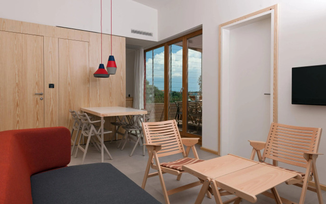 Maistra Select Amarin Resort