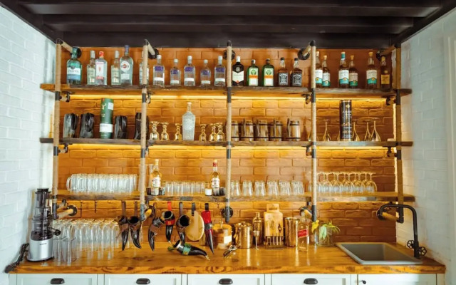 The Iron Throne A Bespoke Got' Theme Penthouse