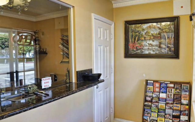 Motel 6 Tustin, CA – Orange County