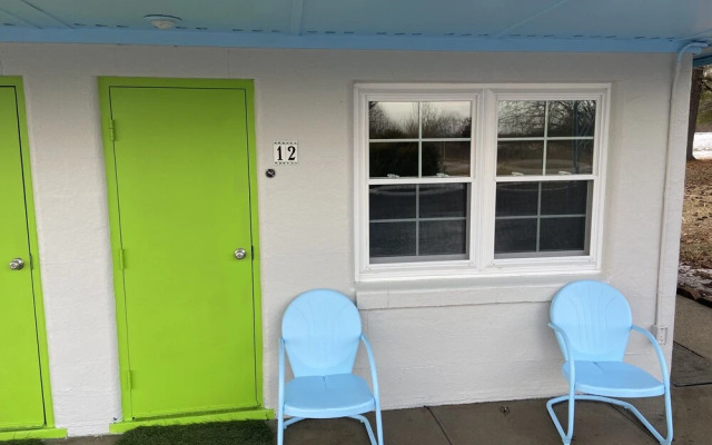 Yellow Springs Motel