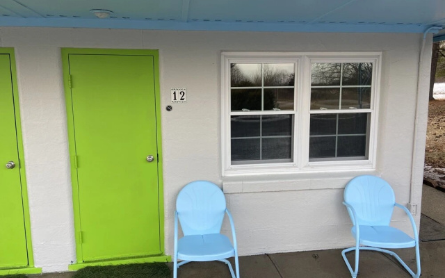 Yellow Springs Motel