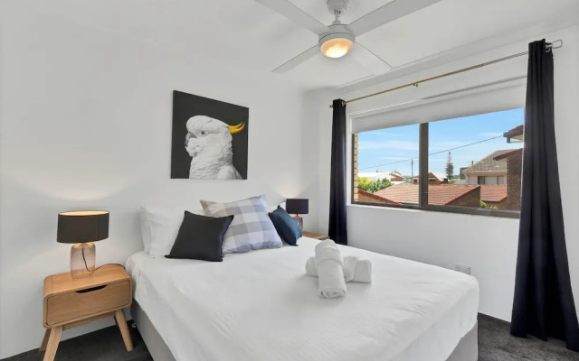 Hacienda- Canal Views And Comfort