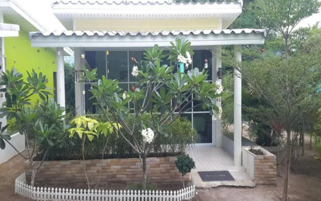 Sports Bar & Pohrak Resort