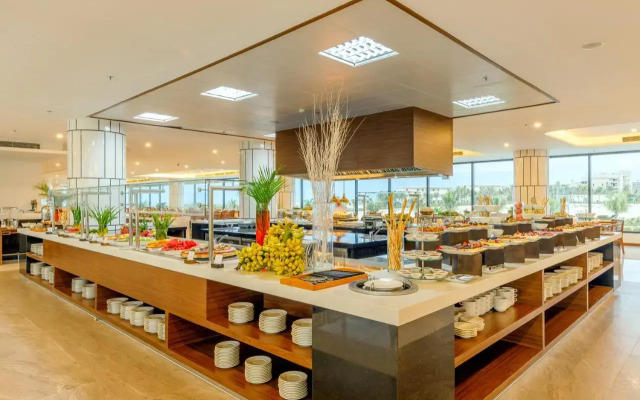 Selectum Noa Resort Cam Ranh