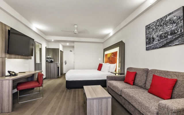 Novotel Darwin CBD – Guest Rooms – Darwin