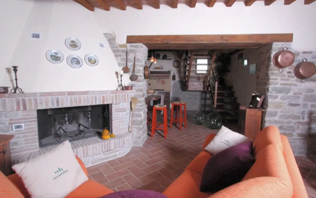 Nice Apartment in Apecchio With Shared Swimming Pool