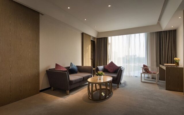 Borrman Hotel Guangzhou Financial City Chebei Metro Station