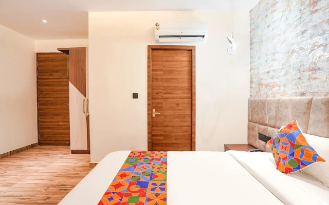Fabhotel The Comfort Inn