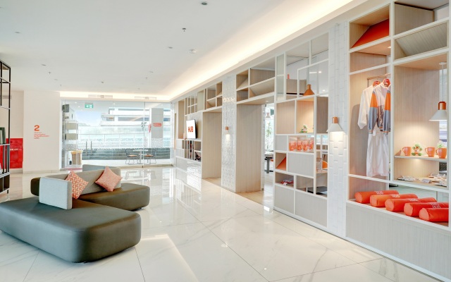 HARRIS Hotel & Conventions Bundaran Satelit Surabaya